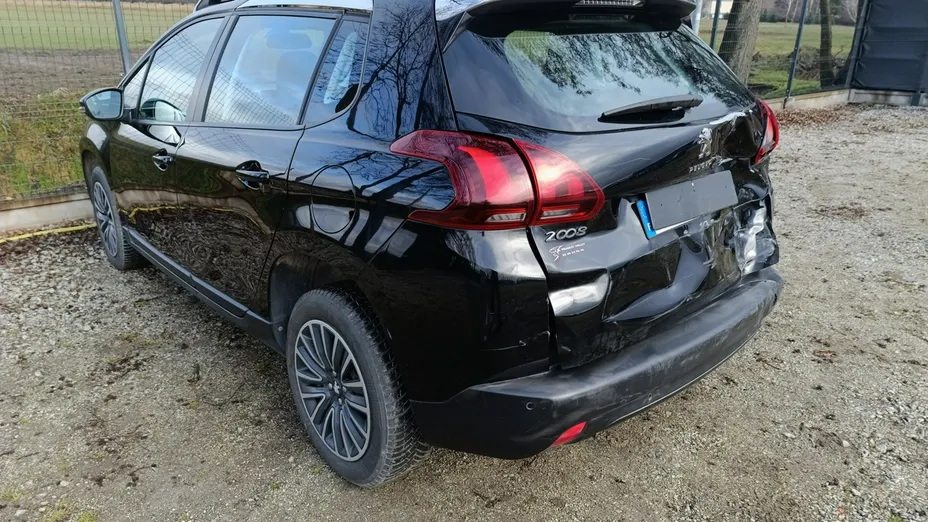 PEUGEOT 2008 -
