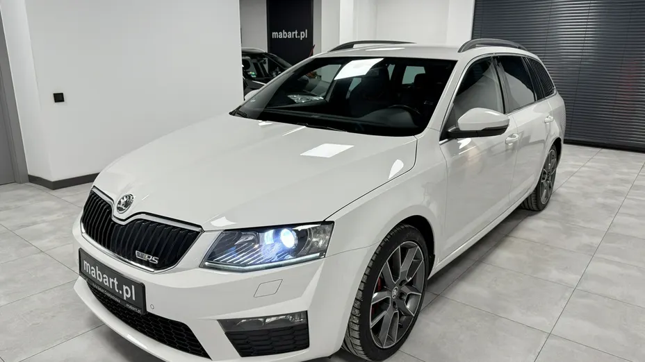 SKODA Octavia -