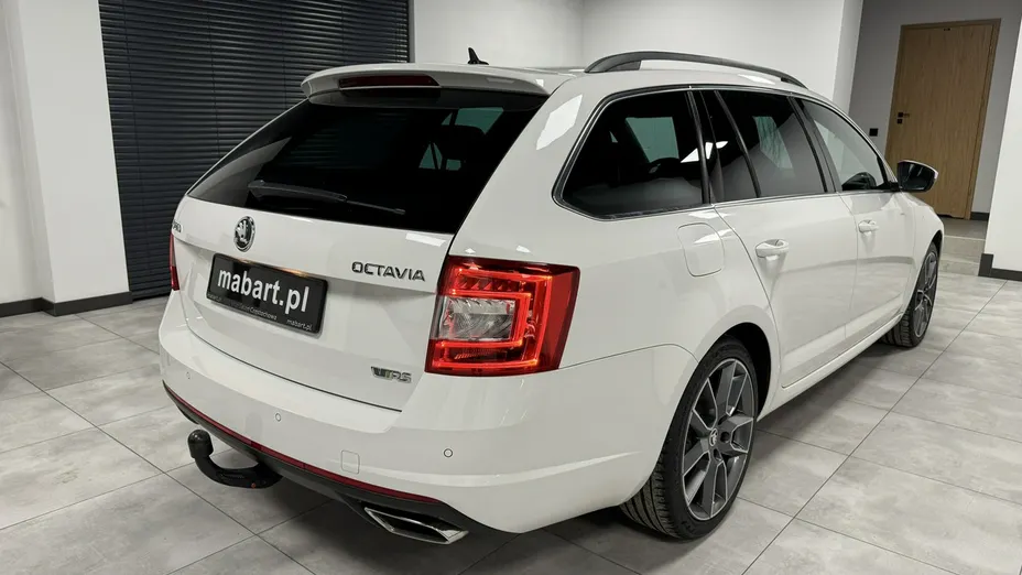SKODA Octavia -