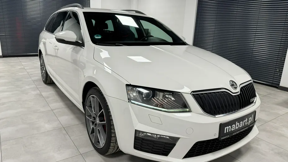 SKODA Octavia -