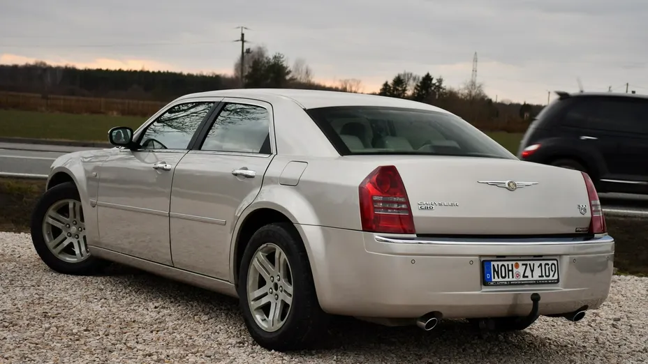 CHRYSLER 300 C -