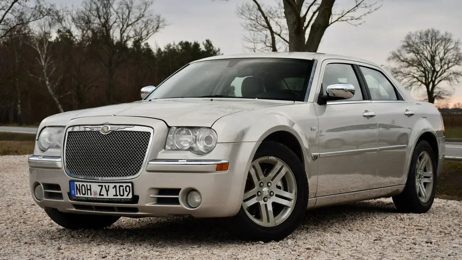 CHRYSLER 300 C -