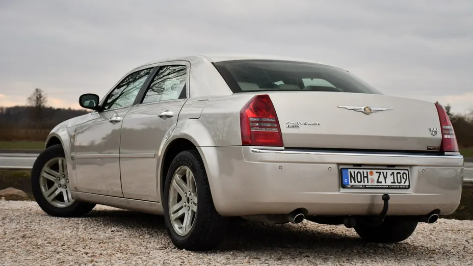 CHRYSLER 300 C -