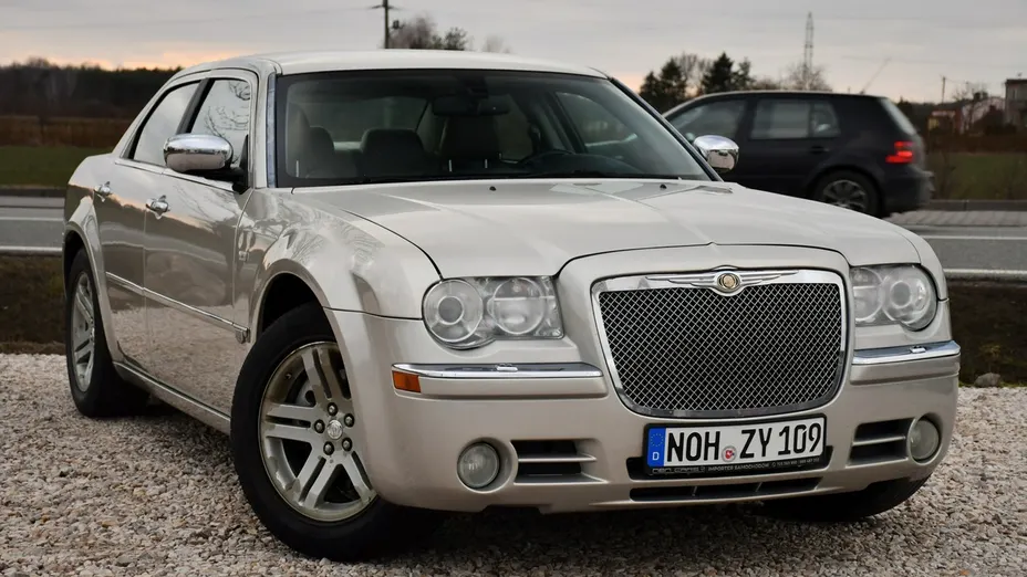 CHRYSLER 300 C -