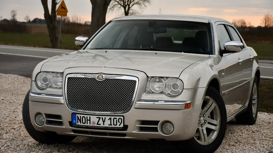 CHRYSLER 300 C -