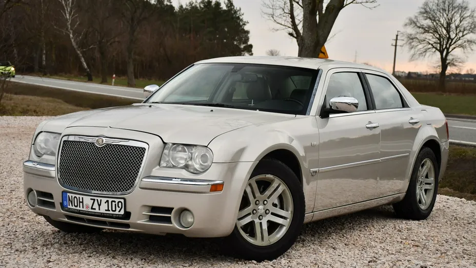 CHRYSLER 300 C -