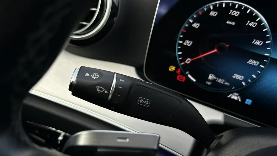 MERCEDES-BENZ E Klasa -