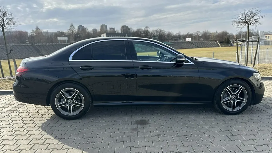MERCEDES-BENZ E Klasa -