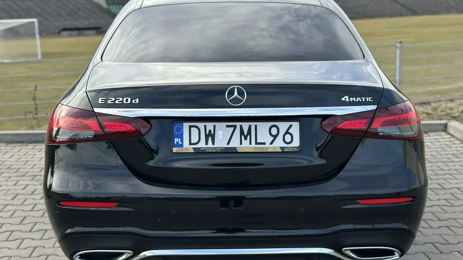 MERCEDES-BENZ E Klasa -