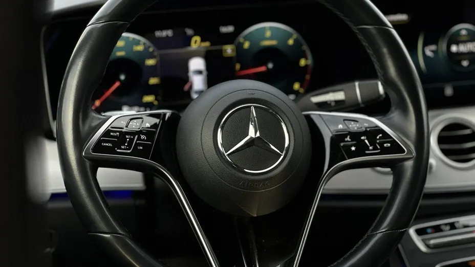 MERCEDES-BENZ E Klasa -