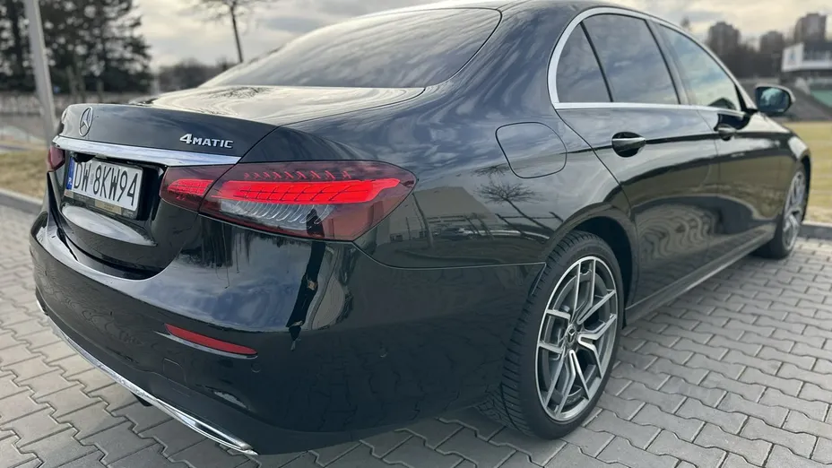 MERCEDES-BENZ E Klasa -