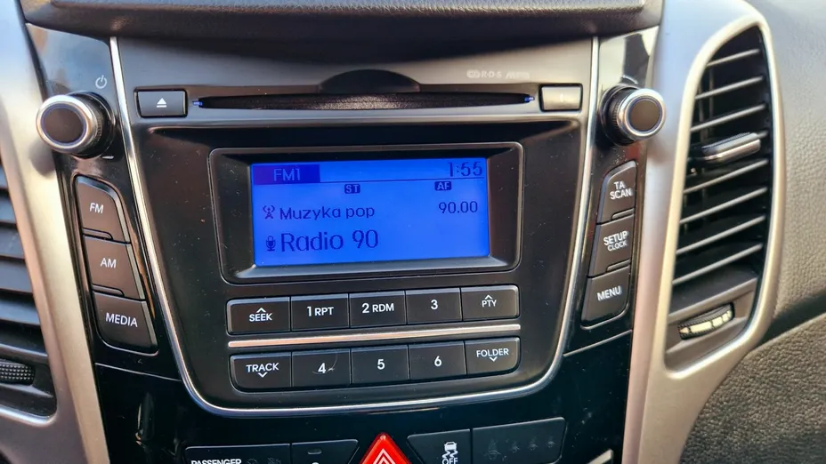 HYUNDAI i30 -