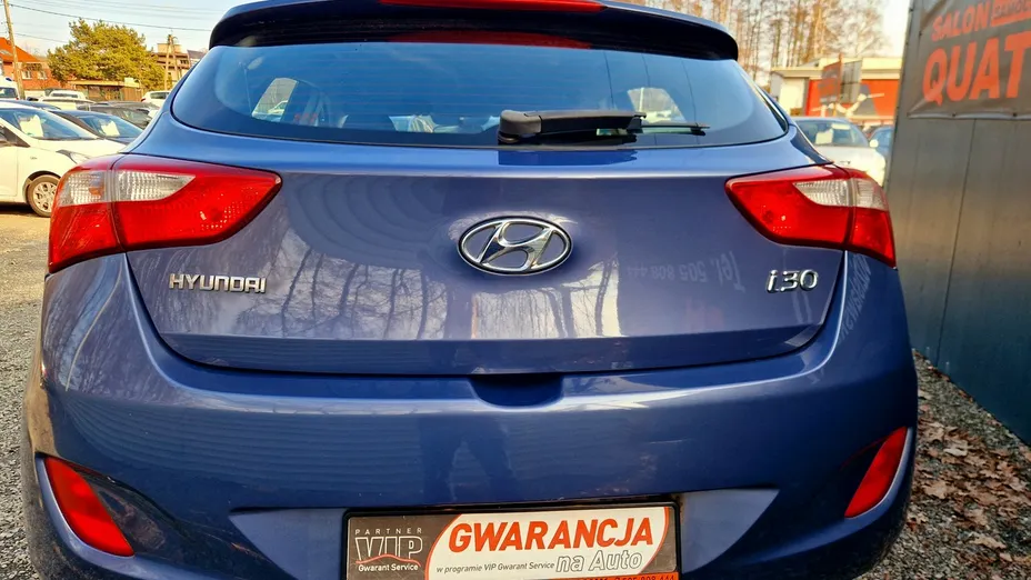 HYUNDAI i30 -