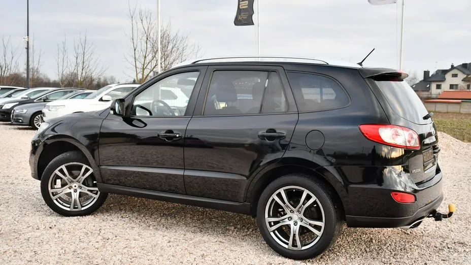 HYUNDAI Santa Fe -