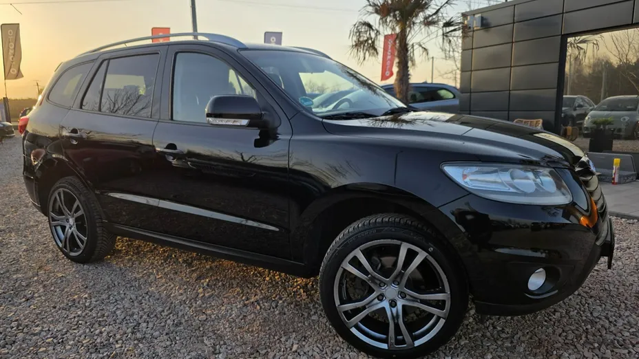 HYUNDAI Santa Fe -