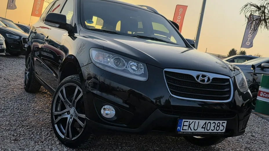 HYUNDAI Santa Fe -
