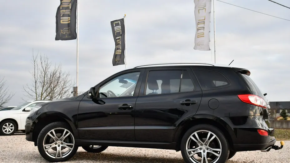 HYUNDAI Santa Fe -