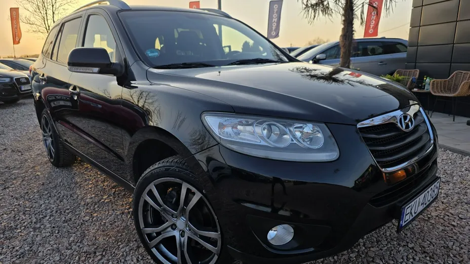 HYUNDAI Santa Fe -