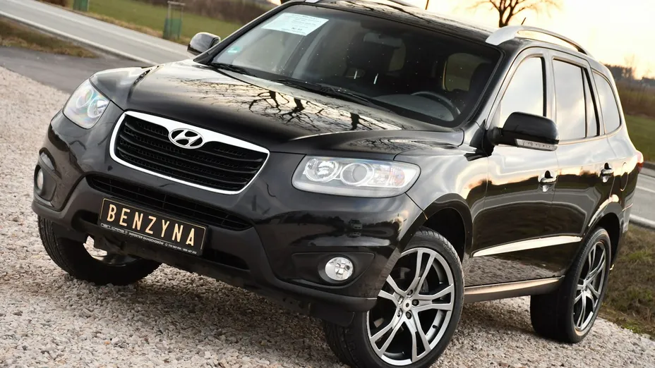 HYUNDAI Santa Fe -