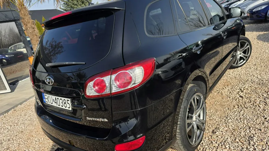 HYUNDAI Santa Fe -