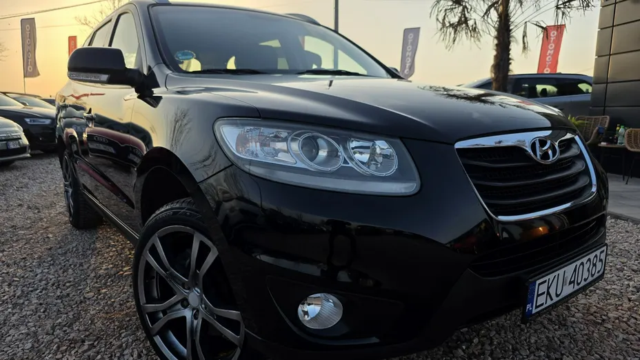HYUNDAI Santa Fe -
