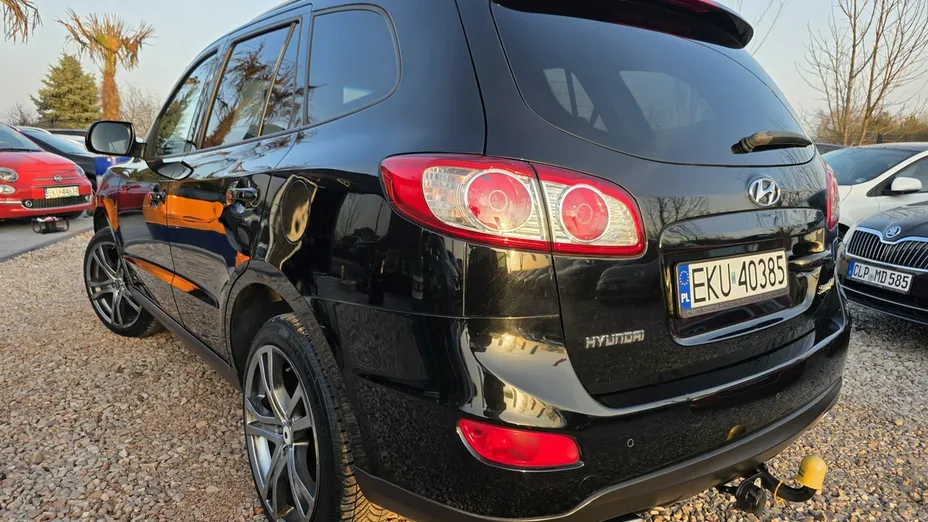HYUNDAI Santa Fe -