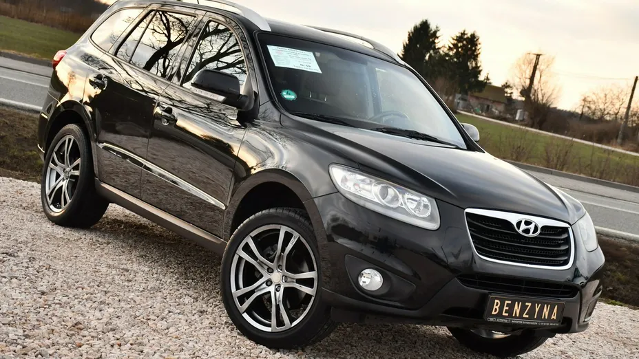 HYUNDAI Santa Fe -