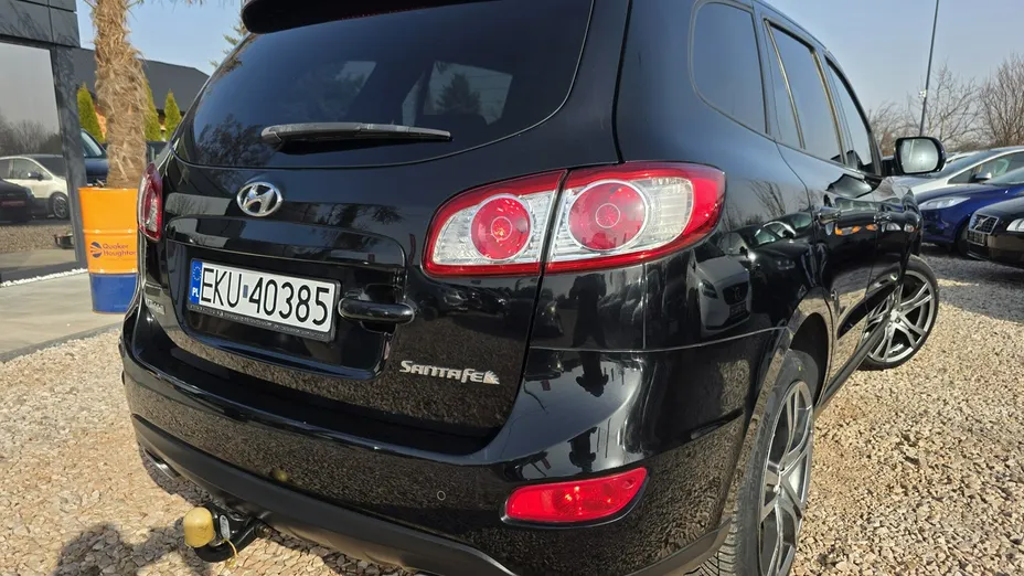 HYUNDAI Santa Fe -