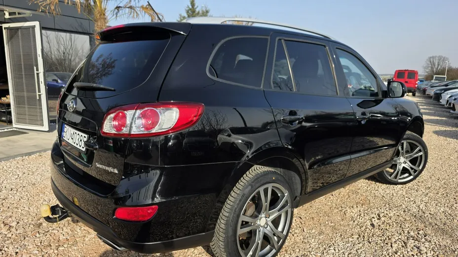 HYUNDAI Santa Fe -