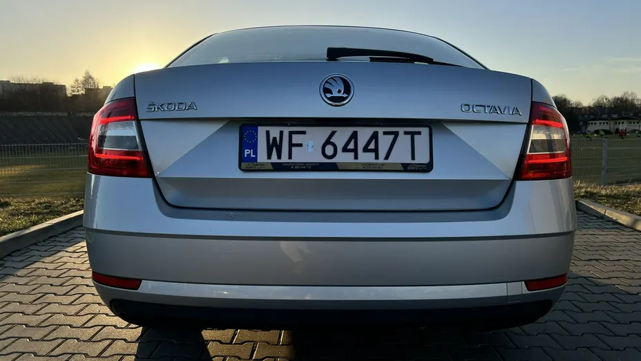 SKODA Octavia -