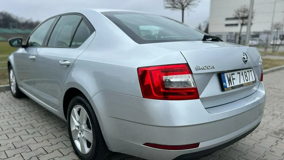 SKODA Octavia -