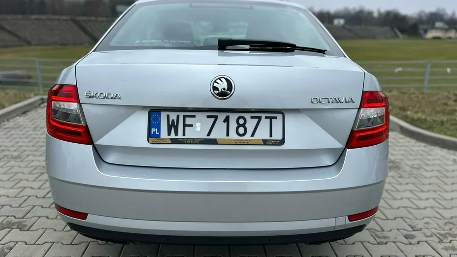 SKODA Octavia -