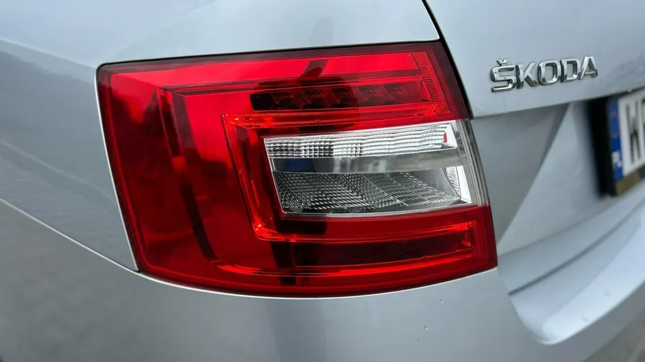 SKODA Octavia -