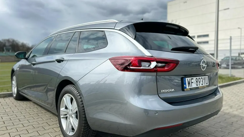 OPEL Insignia -