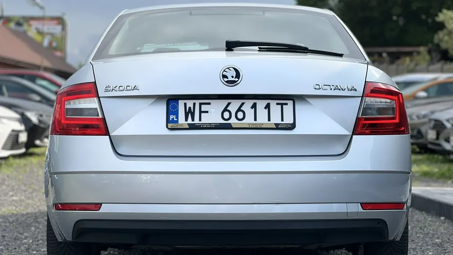SKODA Octavia -