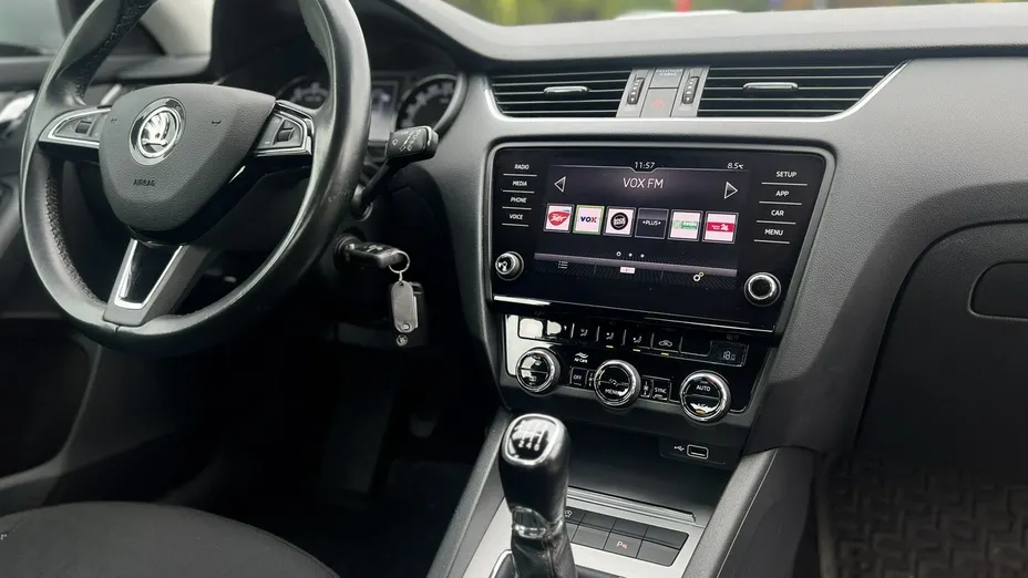 SKODA Octavia -