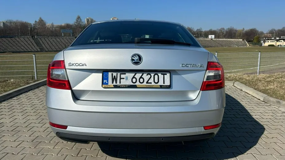 SKODA Octavia -