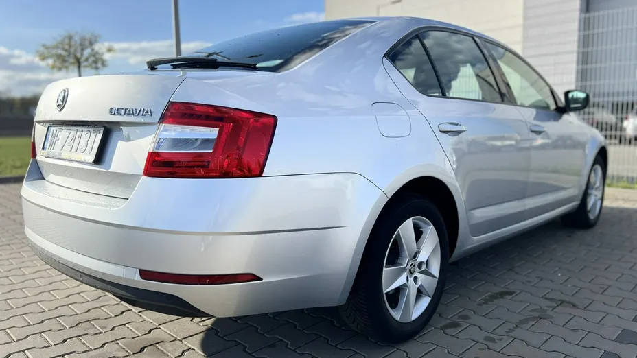 SKODA Octavia -