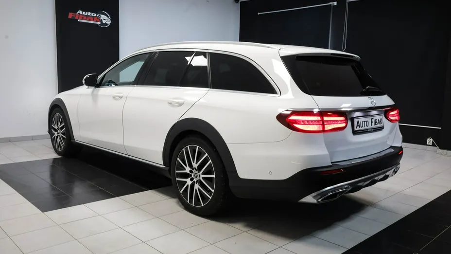 MERCEDES-BENZ E Klasa -