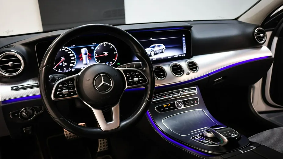 MERCEDES-BENZ E Klasa -