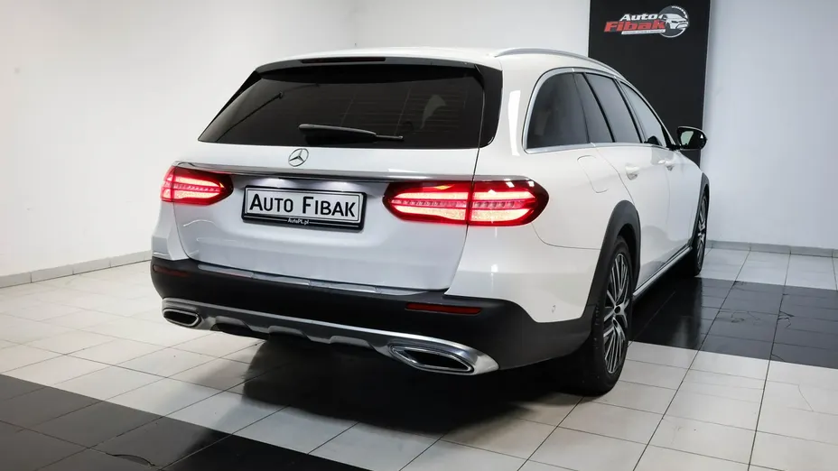 MERCEDES-BENZ E Klasa -