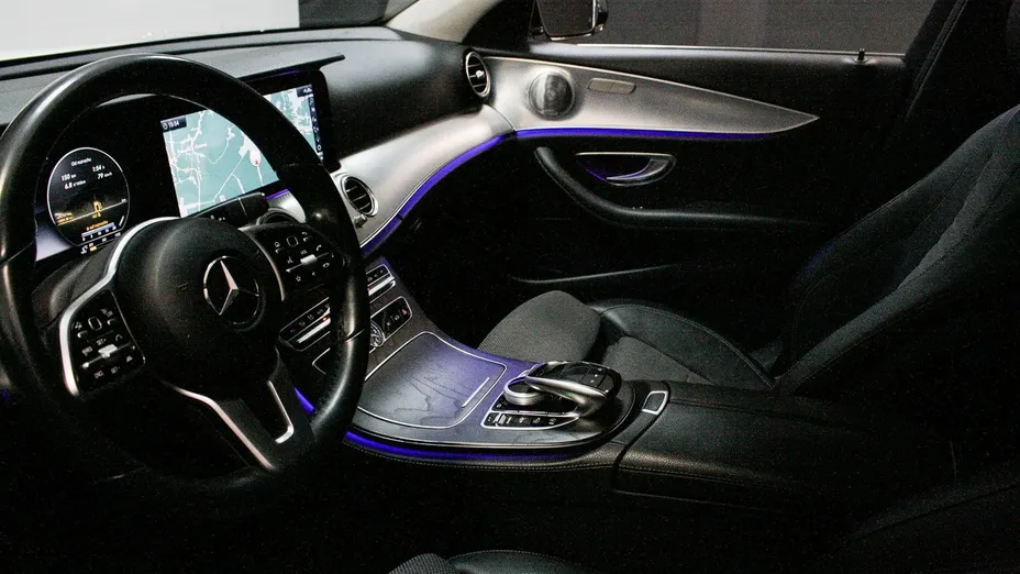 MERCEDES-BENZ E Klasa -