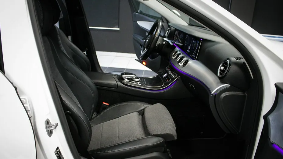 MERCEDES-BENZ E Klasa -