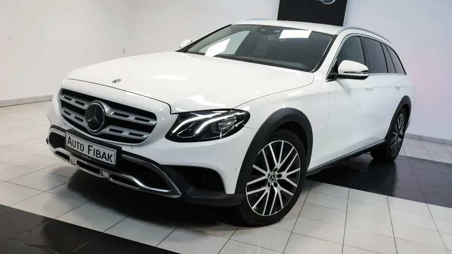 MERCEDES-BENZ E Klasa -