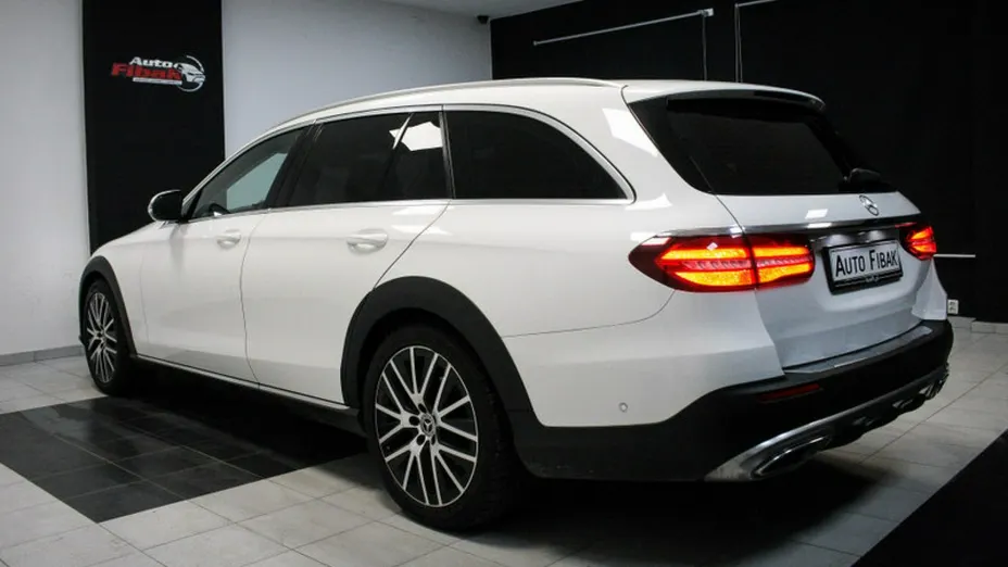 MERCEDES-BENZ E Klasa -