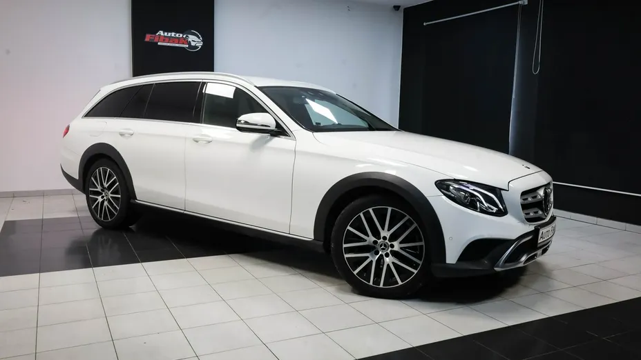 MERCEDES-BENZ E Klasa -