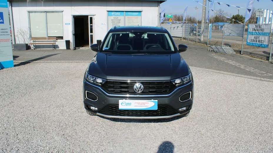 VOLKSWAGEN T-ROC -