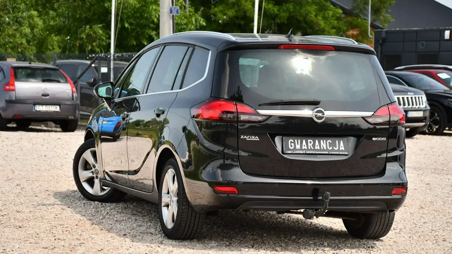 OPEL Zafira -