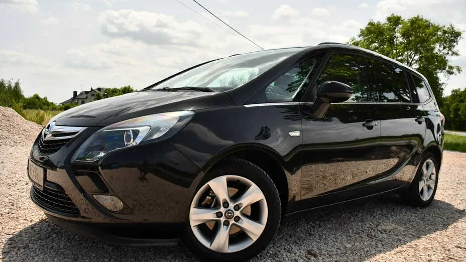 OPEL Zafira -