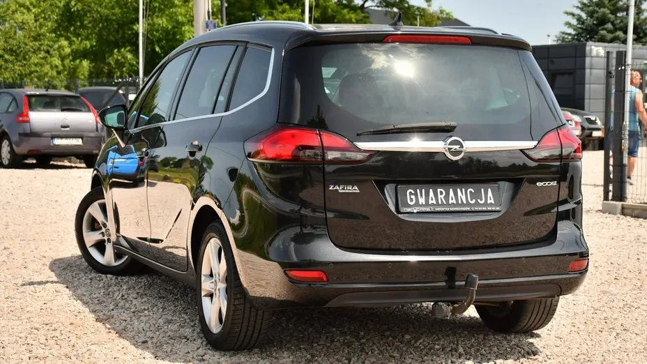 OPEL Zafira -
